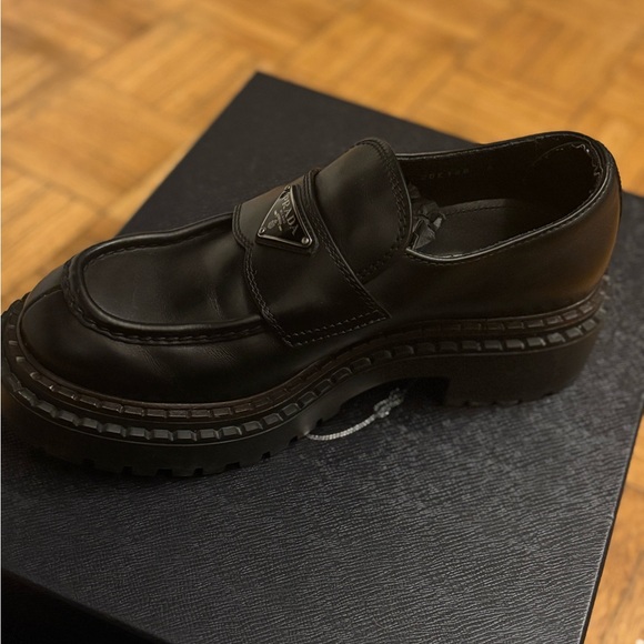 Prada Brushed Leather loafers - Picture 4 of 11